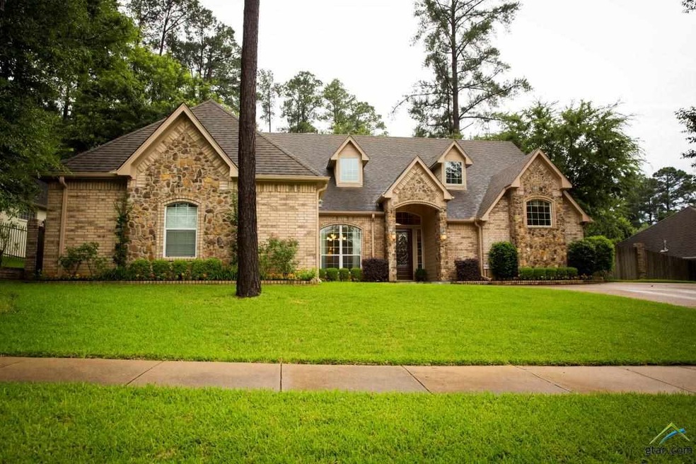 1137 Ashwood Dr, Tyler, TX 75703 - photo 1