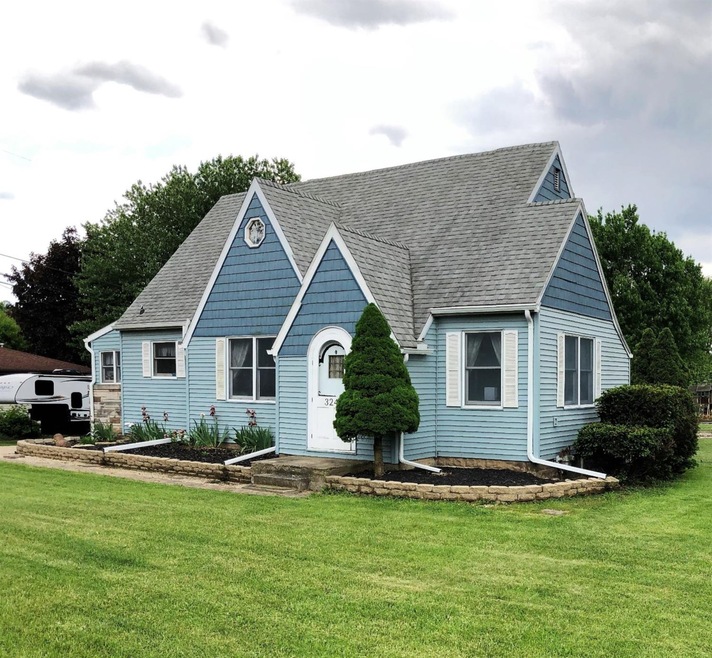 324 W Johnson Rd, La Porte, IN 46350 - photo 1