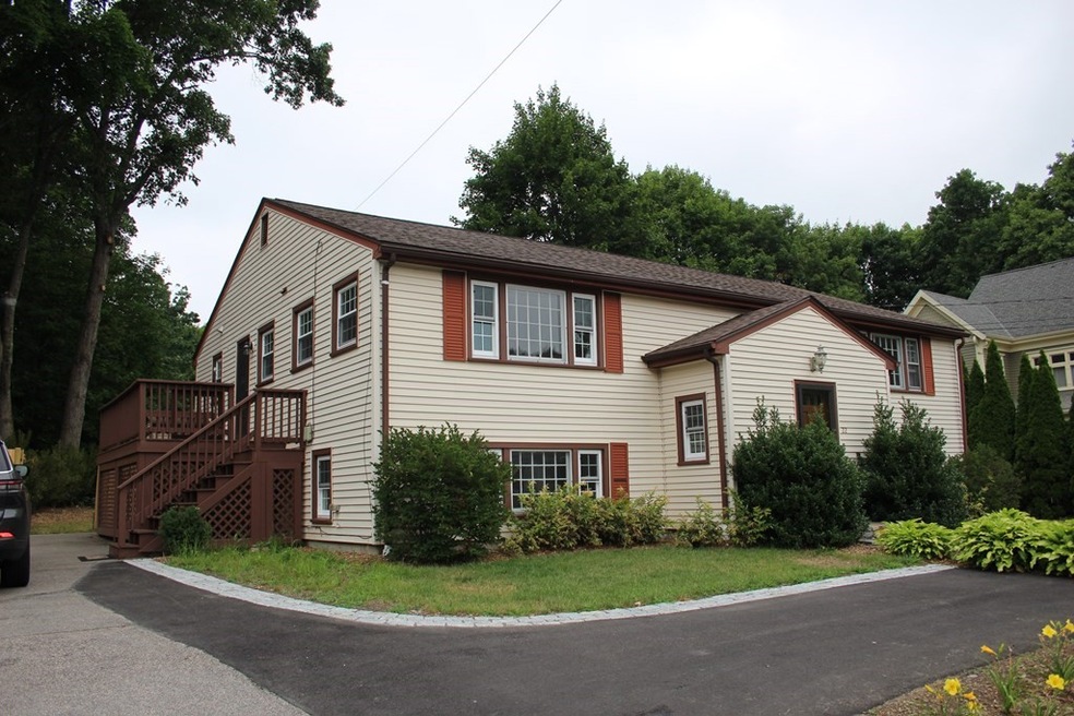 20 Green St unit 1, Medfield, MA 02052 - photo 1