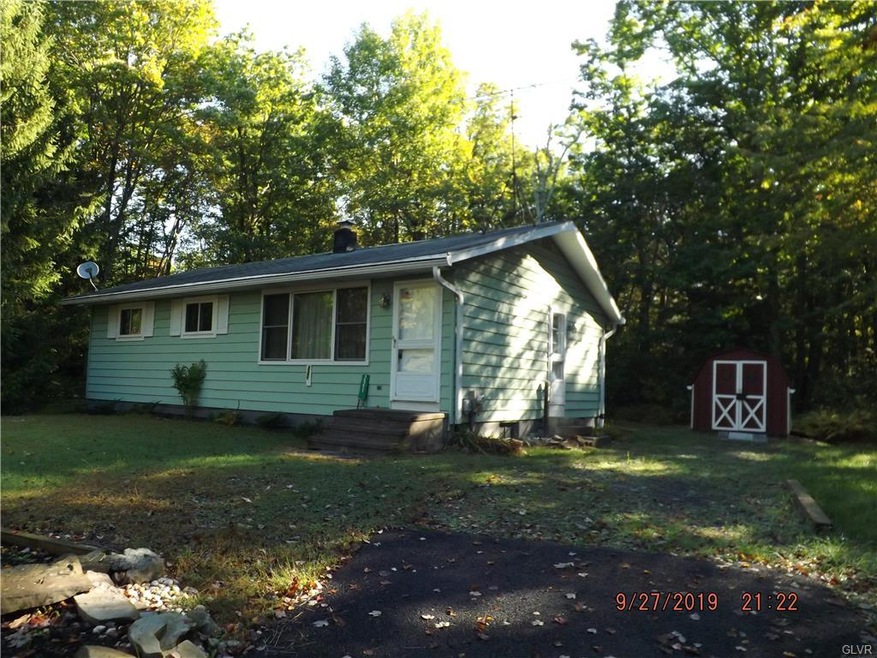 221 Cameo Ln, Cresco, PA 18326 - photo 1