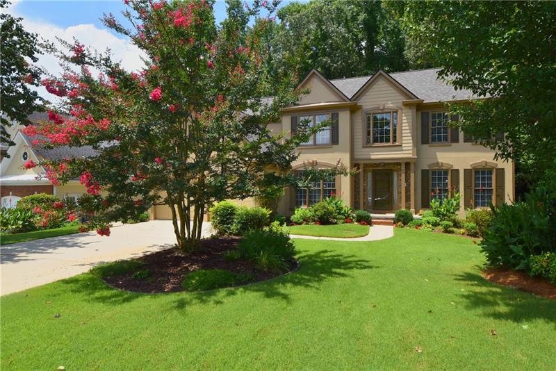 10910 Chatburn Way, Duluth, GA 30097 - photo 1