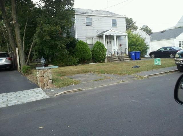 9 Neptune Ave, Norwalk, CT 06854 - photo 1