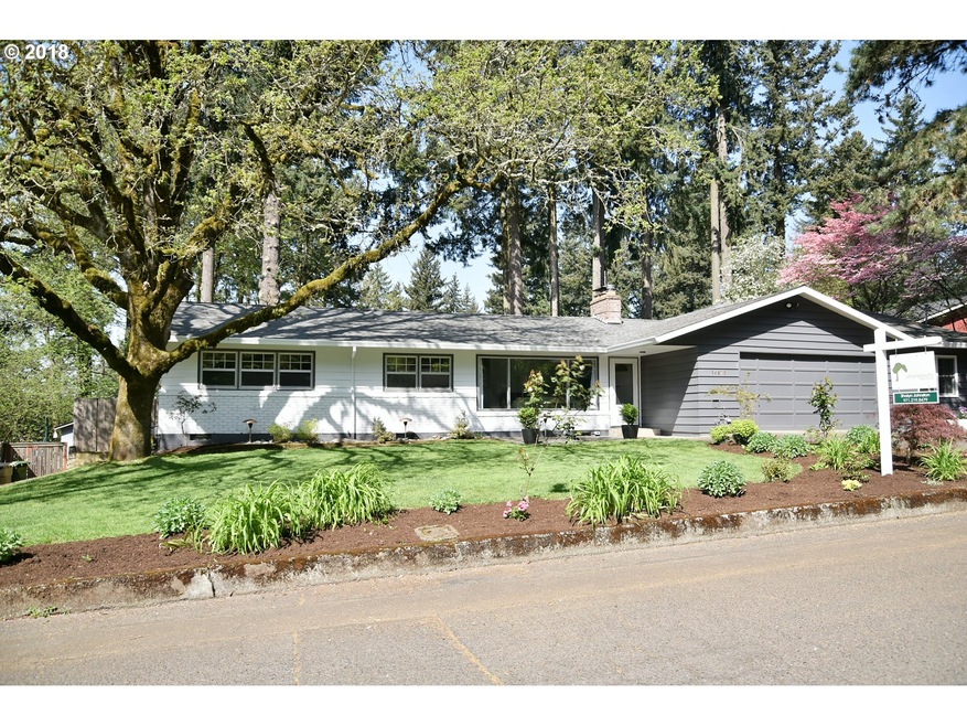 16875 Tracy Ave, Lake Oswego, OR 97035 - photo 1