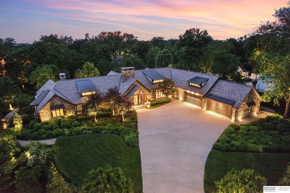 For Sale $3,000,000 • Co-Listing Agent