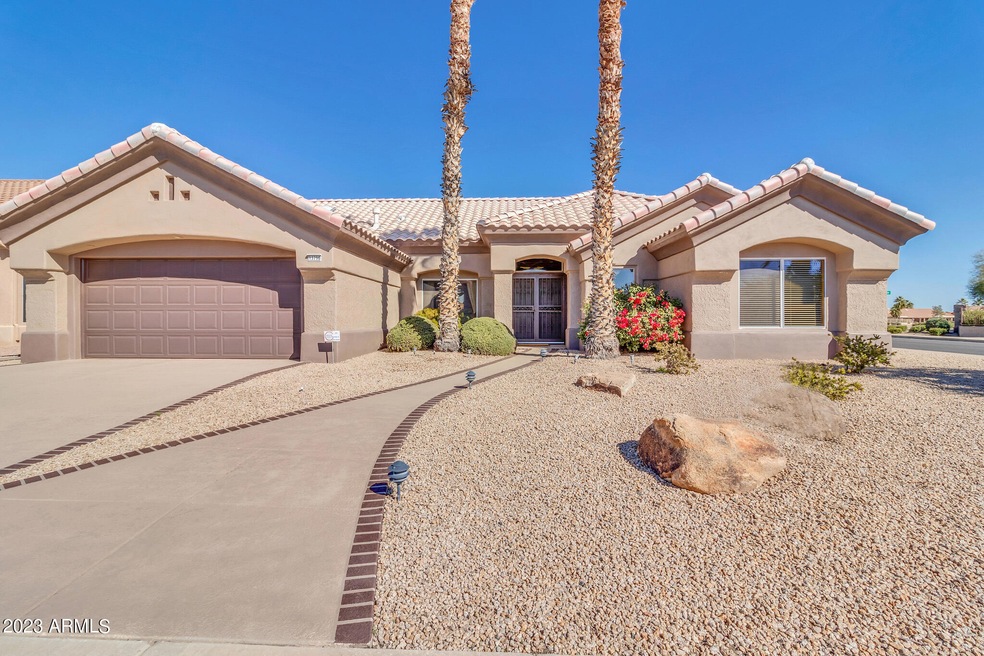 FABULOUS CURB APPEAL