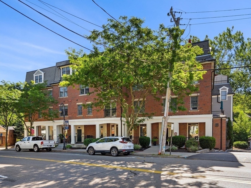 36 Central Ave unit 3, Milton, MA 02186 - photo 1