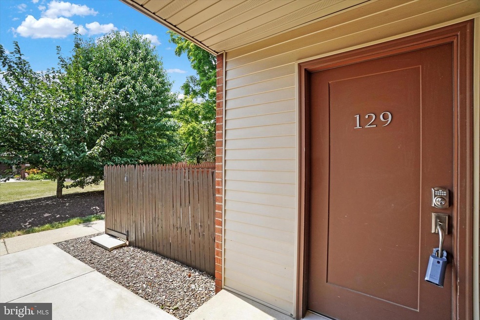 129 Lancaster Estate unit 129, Mount Joy, PA 17552 - photo 1