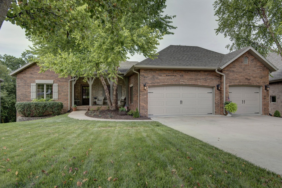 1025 W.Ward Pkwy