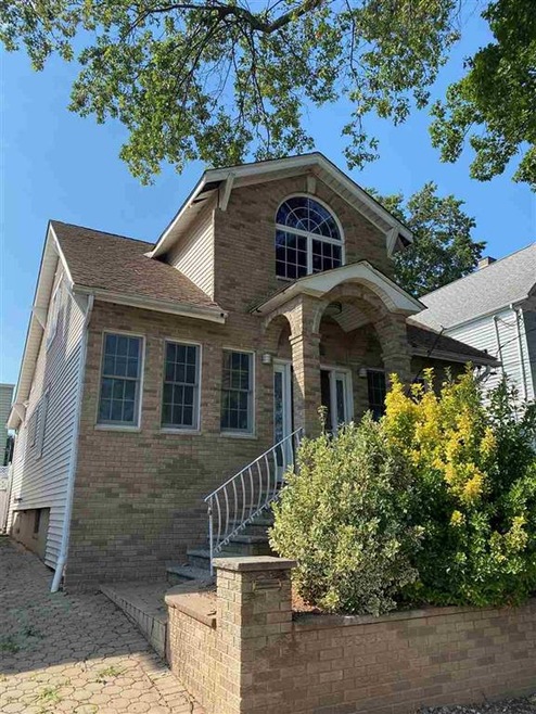 409 Devon St, Kearny, NJ 07032 - photo 1