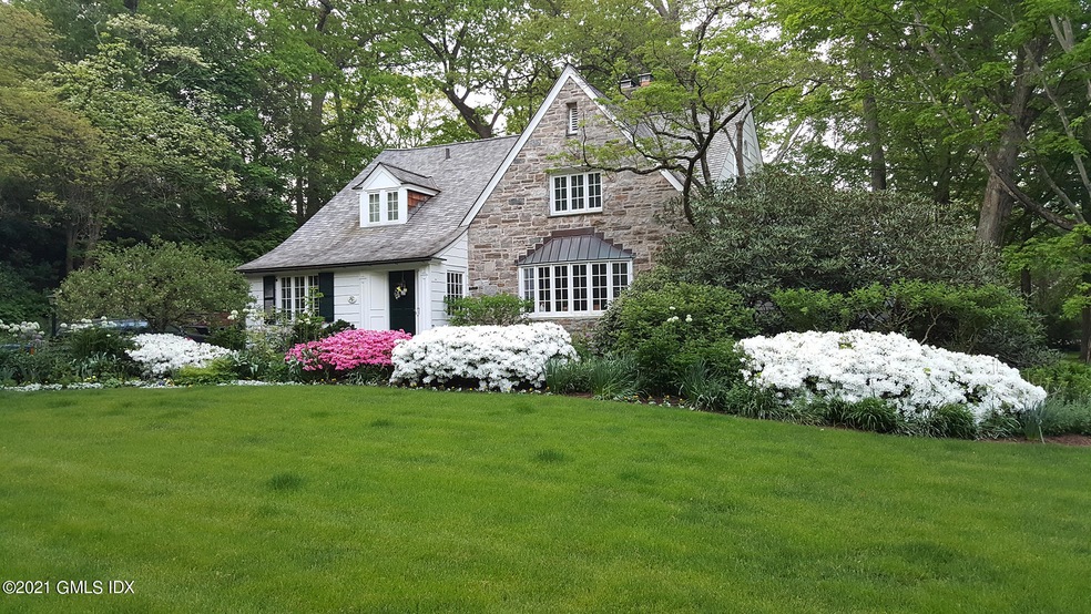 32 Wesskum Wood Rd, Riverside, CT 06878 - photo 1