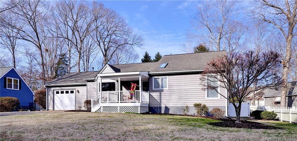 Welcome! The lovely bungalow awaits you!