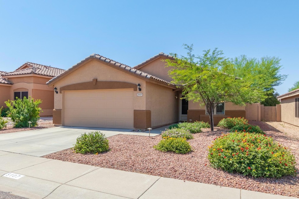 5107 E Roy Rogers