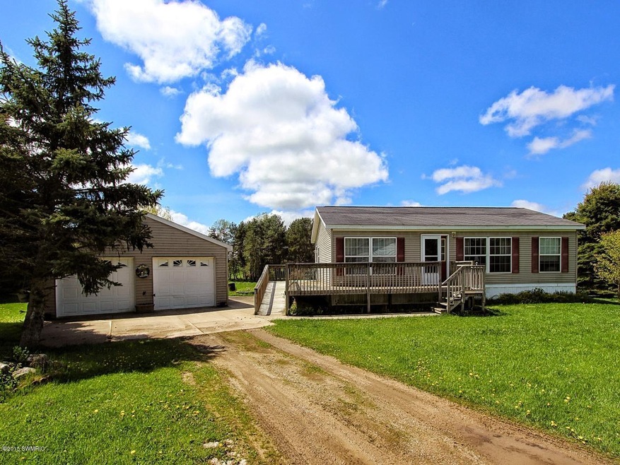 572 W 136th Street Grant MI