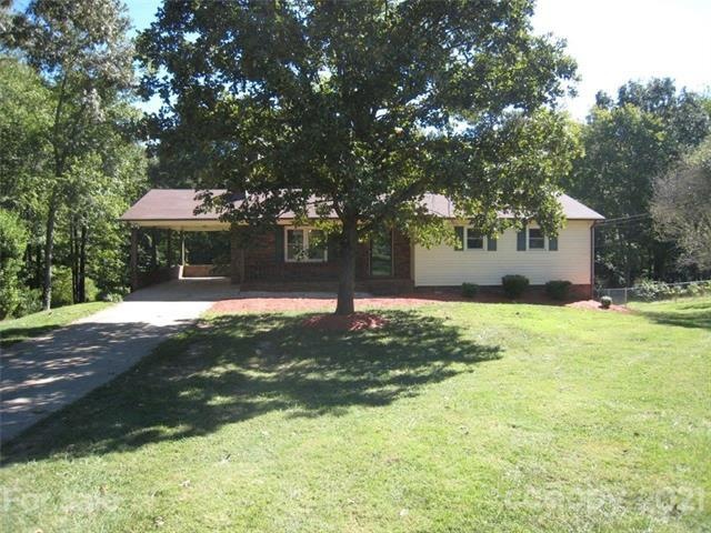 3436 37th Street Ct NE, Hickory, NC 28601 - photo 1