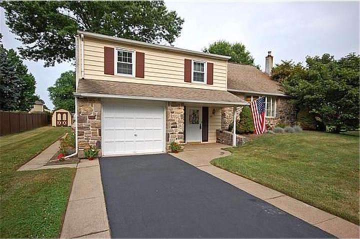 170 Walton Dr, Morrisville, PA 19067 - photo 1