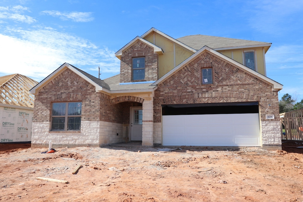 928 Pickering Oak Row, Magnolia, TX 77354 - photo 1