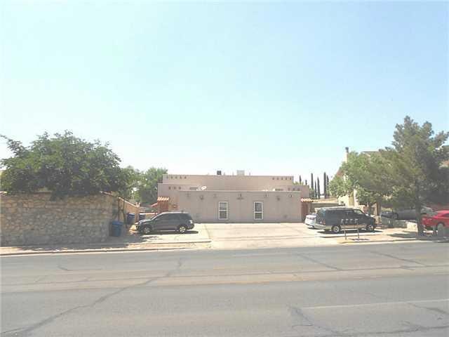 10781 Vista Del Sol Dr unit 4, El Paso, TX 79935 - photo 1