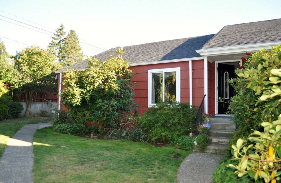 7602 28th St W, University Place, WA 98466 - photo 1