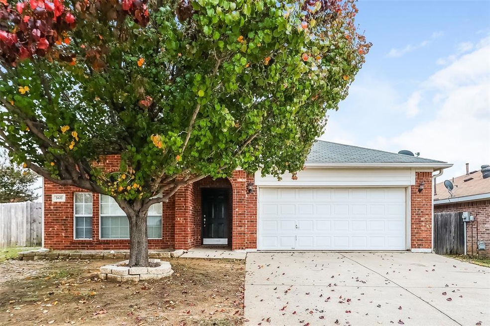 unlisted-address, Denton, TX 76210 - photo 1