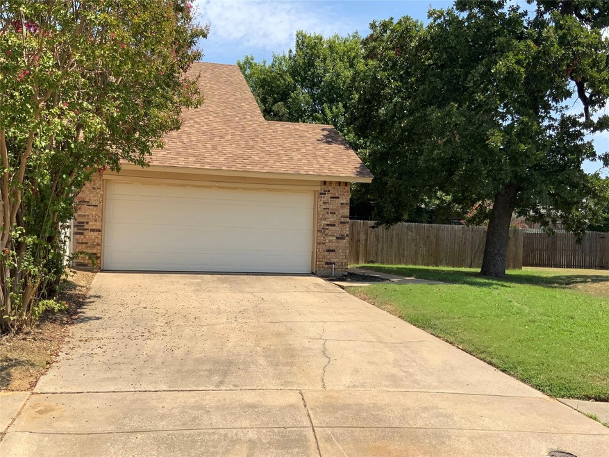 340 Mountain View Ct, Bedford, TX 76021 - photo 1