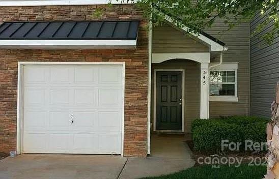 345 Sandy Spring Ln, Clover, SC 29710 - photo 1