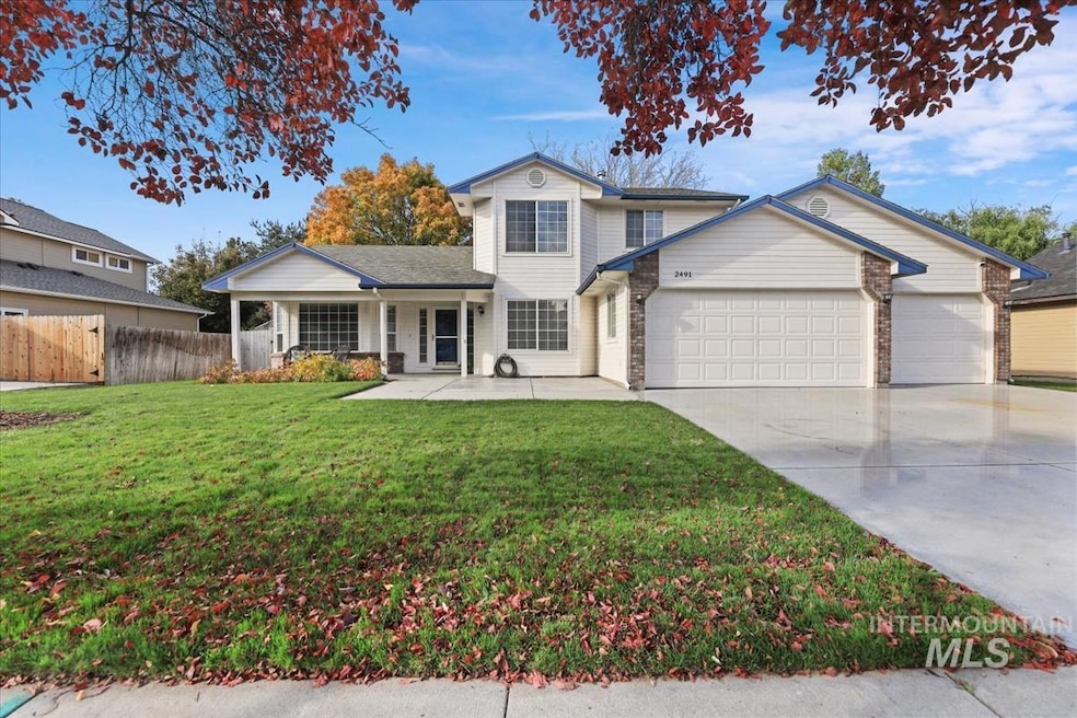 For Sale $579,000 • Co-Listing Agent