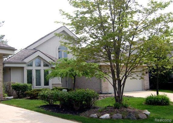 PLEASANT LAKE EXTERIOR