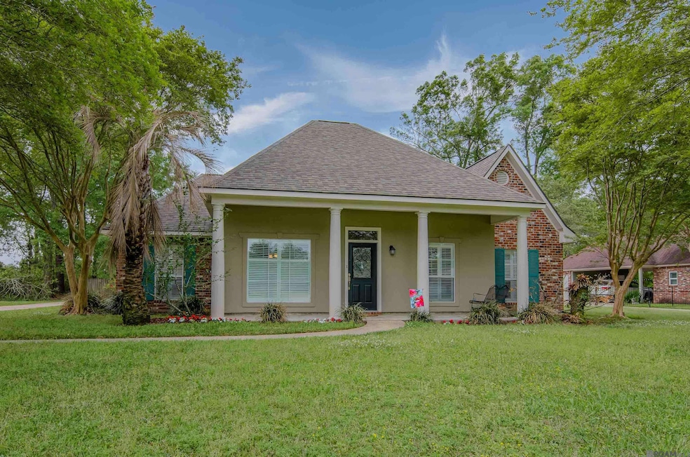 7898 Parham Ave, Denham Springs, LA 70706 - photo 1