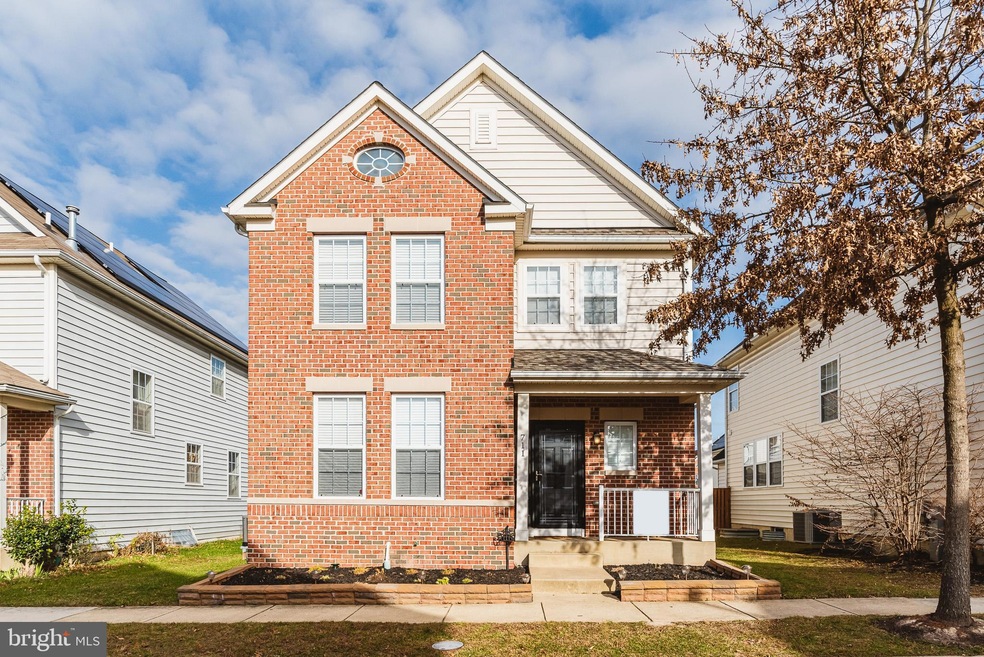 711 Macdill Rd, Middle River, MD 21220 - photo 1