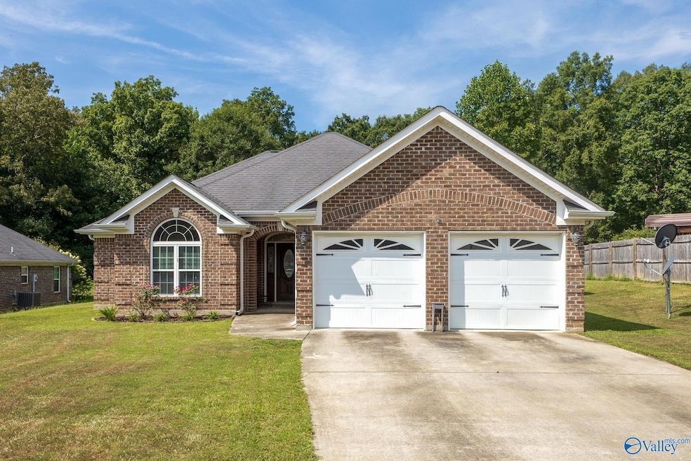30 Saint Sebastian Ln, Cullman, AL 35057 - photo 1
