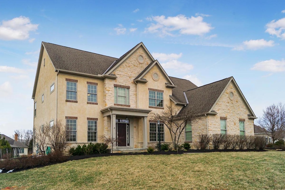 10041 Archer Ln, Dublin, OH 43017 - photo 1