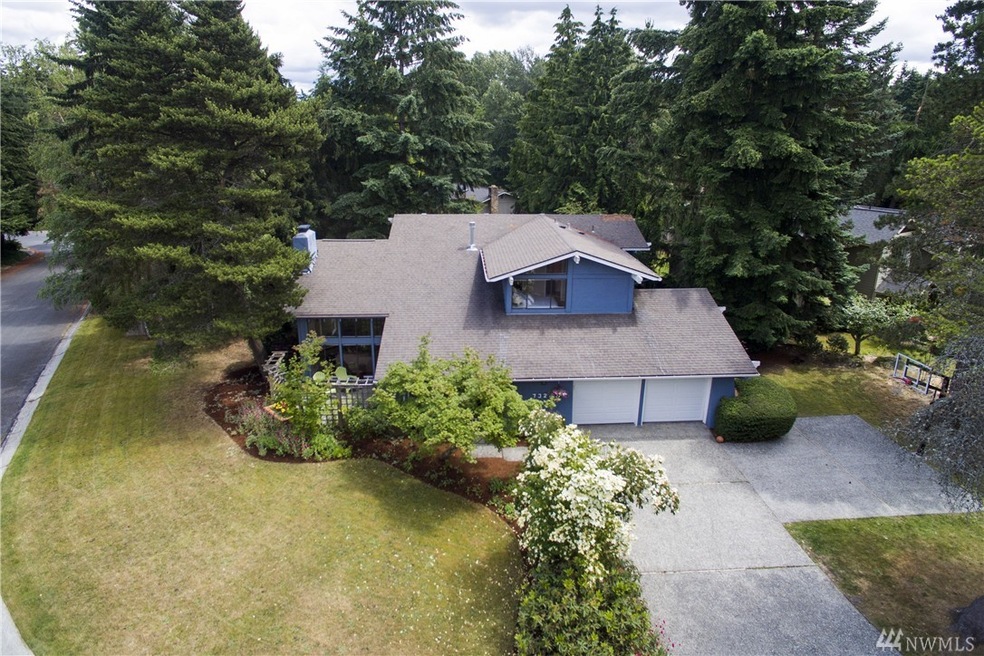 7324 85th Ave SE, Mercer Island, WA 98040 - photo 1