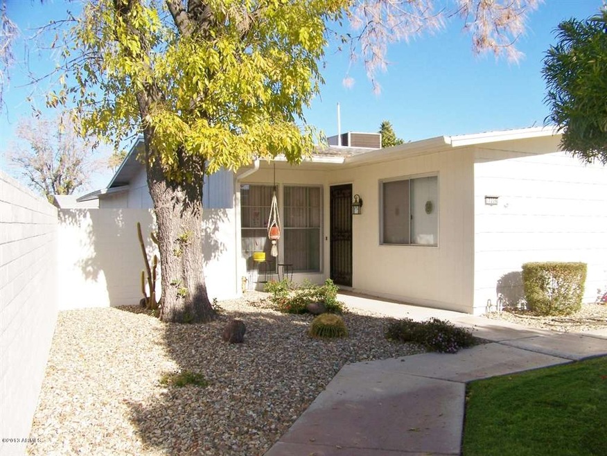 17226 N 105th Ave, Sun City, AZ 85373 - photo 1