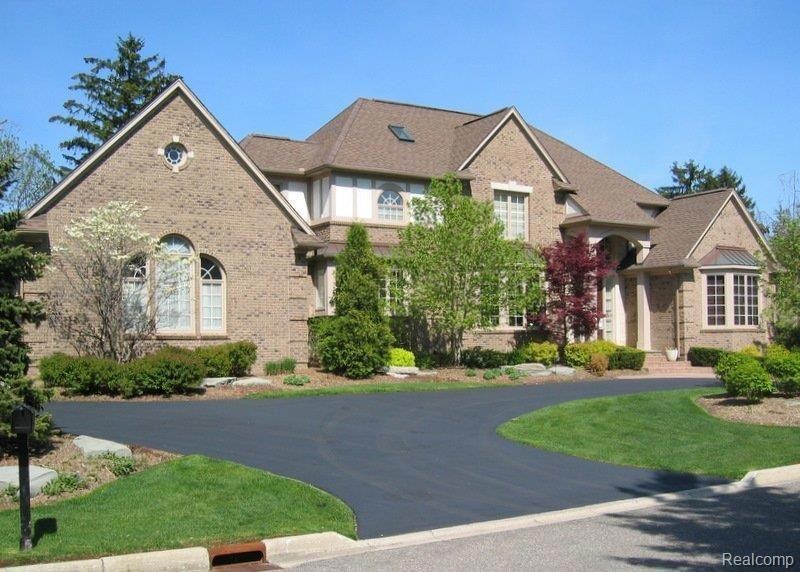 Pine Gate Court