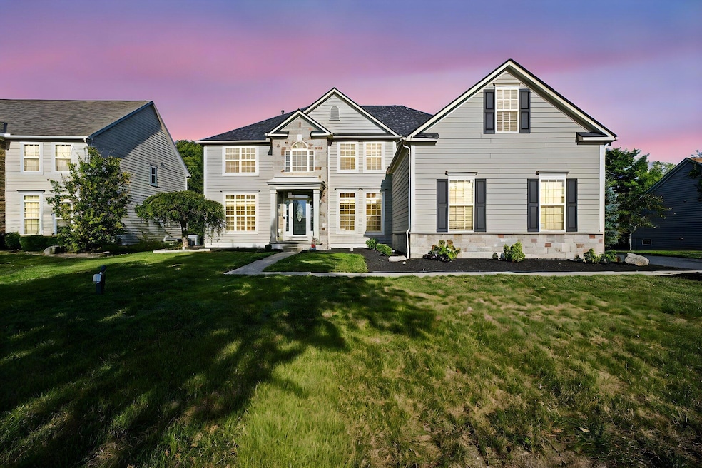 Under Contract $660,000 • Co-Listing Agent