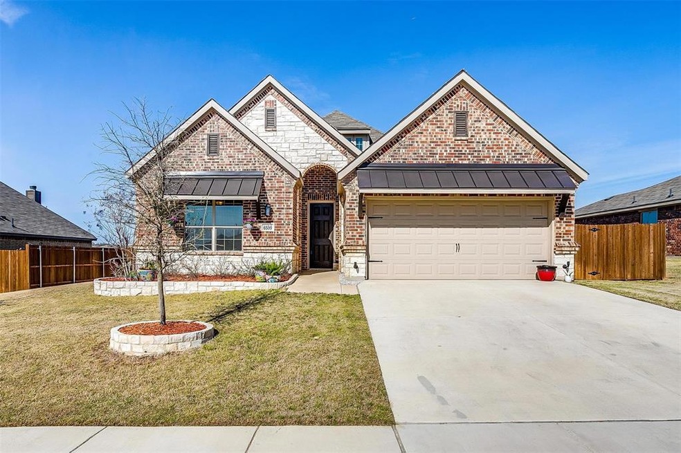 6509 Molly Anita Dr, Burleson, TX 76058 - photo 1
