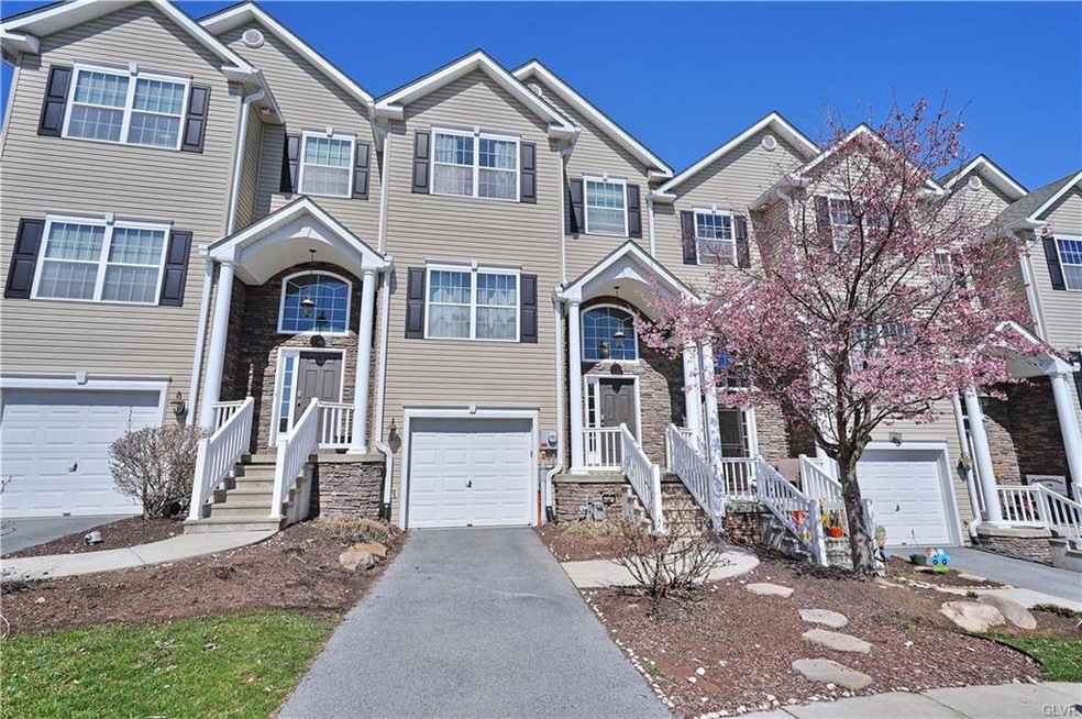 2236 Rising Hill Rd, Whitehall, PA 18052 - photo 1