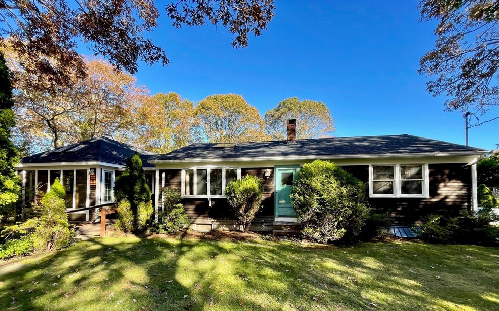 8 Island Farms Rd, West Tisbury, MA 02575 - photo 1