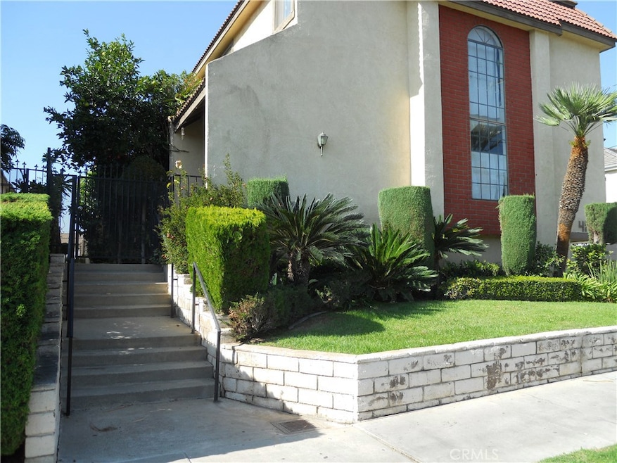 417 N Alhambra Ave unit B, Monterey Park, CA 91755 - photo 1