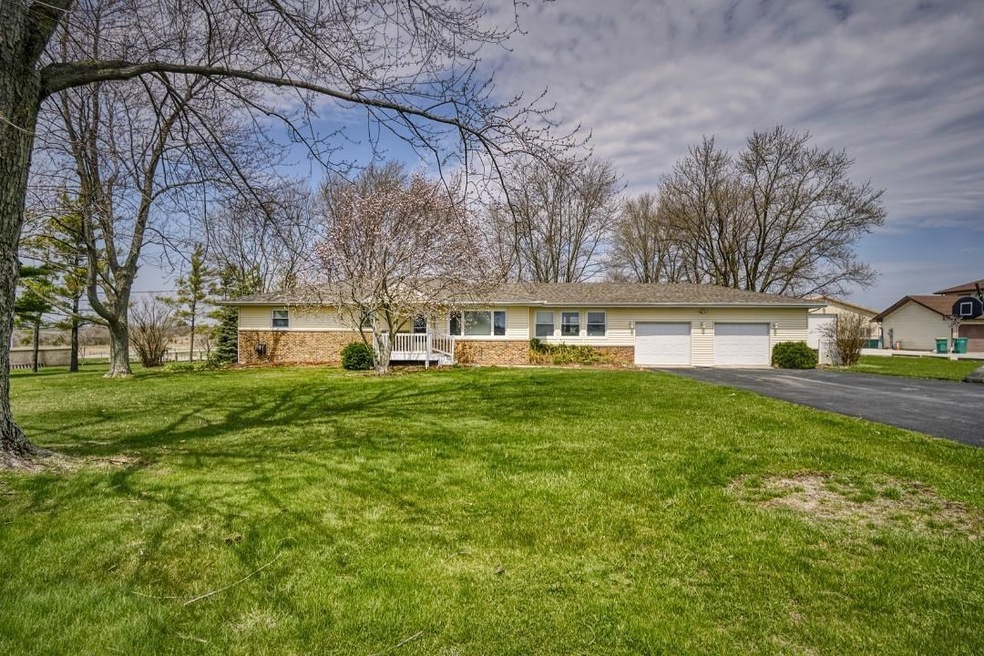 3228 E 101st Ave, Crown Point, IN 46307 - photo 1