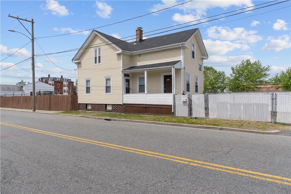 483 Dexter St, Providence, RI 02907 - photo 1