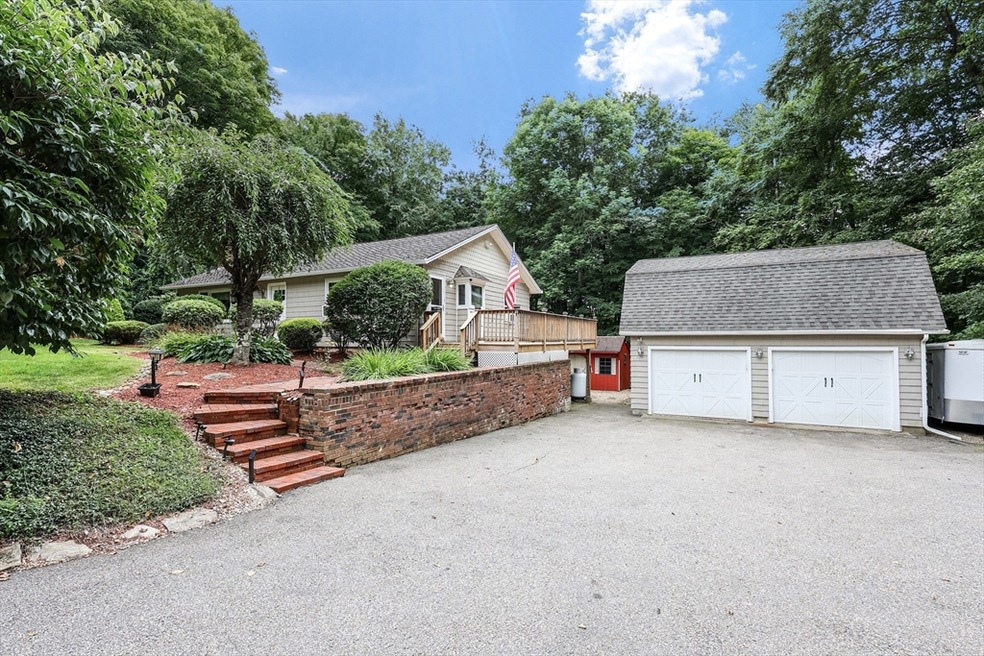 155 Summer St, North Brookfield, MA 01535 - photo 1