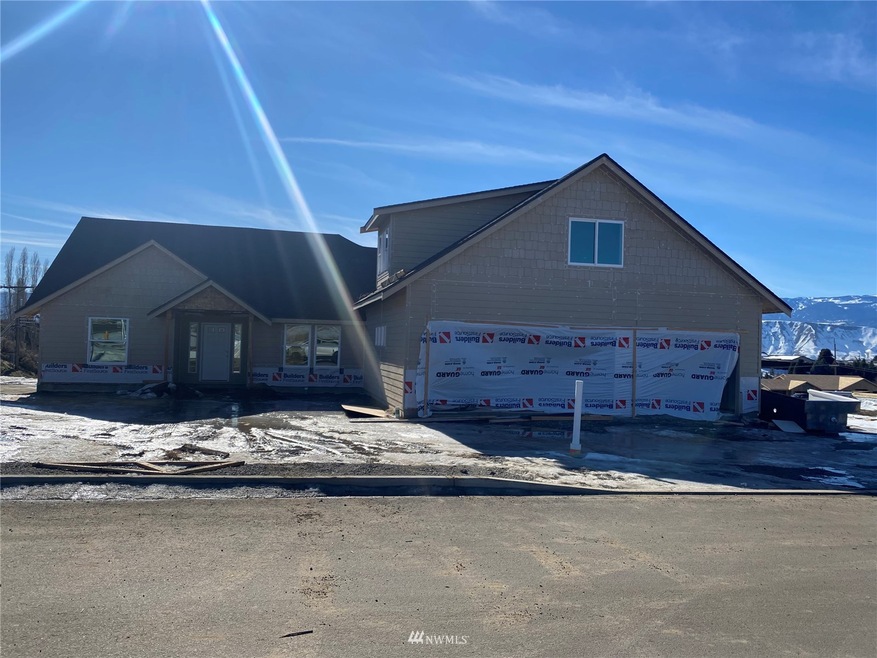 2484 Neighbor Place NE, East Wenatchee, WA 98802 - photo 1