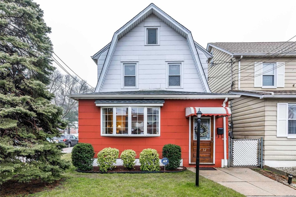 97-32 133rd Ave, Jamaica, NY 11417 - photo 1