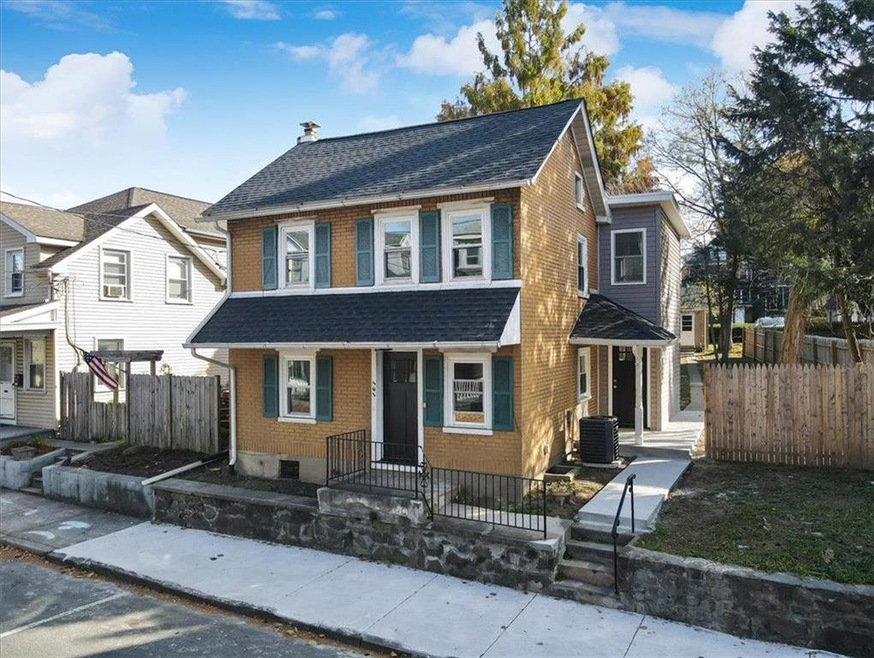 161 Main St, Hellertown, PA 18055 - photo 1