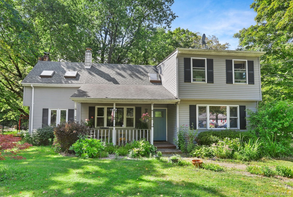 487 Chestnut Ridge Rd, Dover Plains, NY 12522 - photo 1