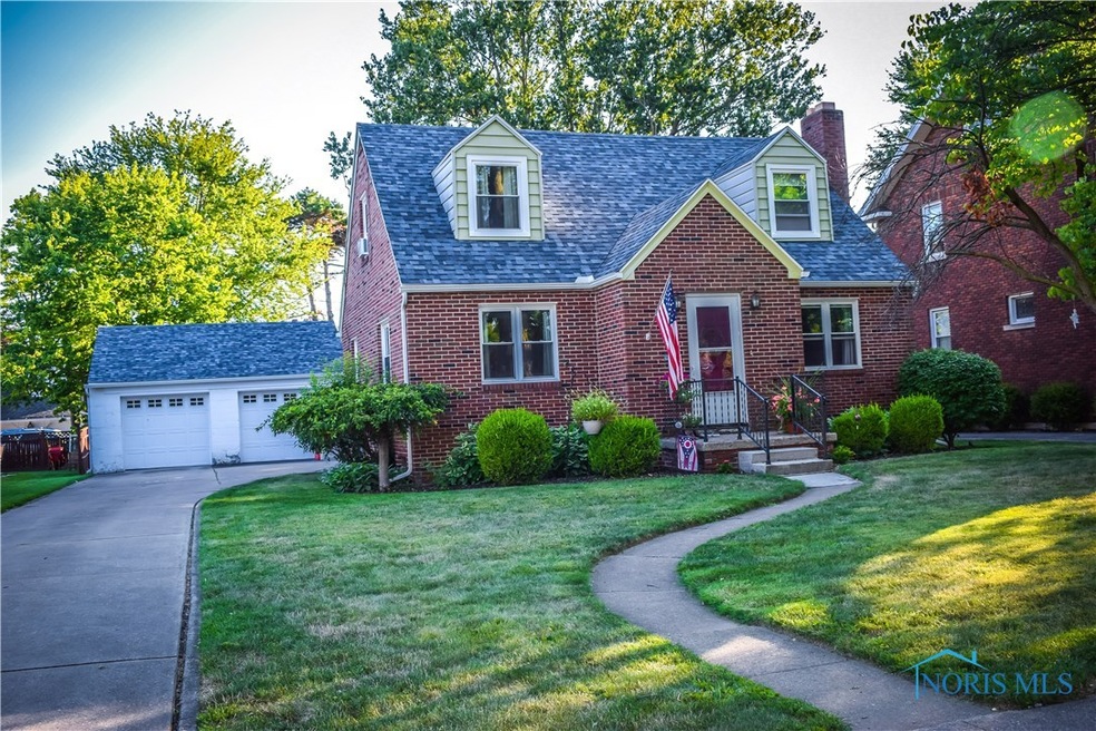 611 W 1st St, Woodville, OH 43469 - photo 1