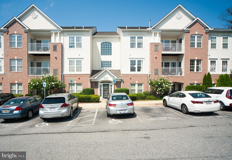 2406 Chestnut Terrace Ct unit 102, Odenton, MD 21113 - photo 1