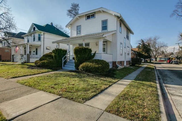 130 N Chapel St, Waukegan, IL 60085 - photo 1