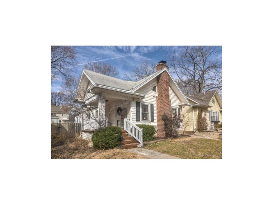 6142 Locust